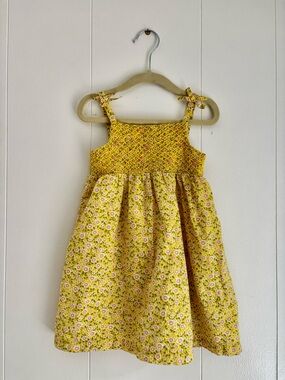 Baby Boden Yellow Floral Smocked Sundress Size 2-3 Years 100% Cotton